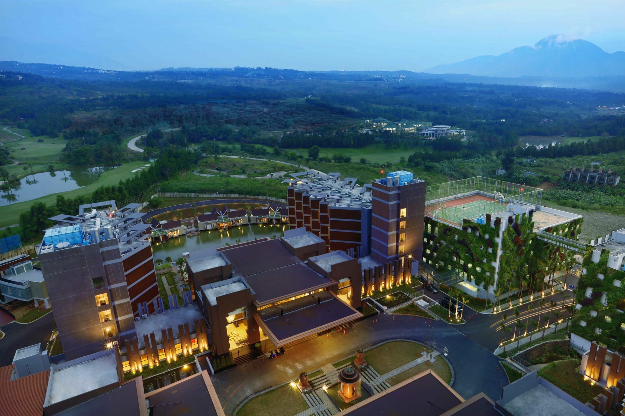 Aston Sentul Lake Resort & Conference Center Bogor Exterior photo